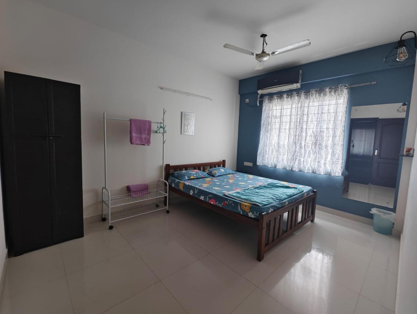 Sea Facing 2Bhk, Vatika Appartement Mangalore Buitenkant foto